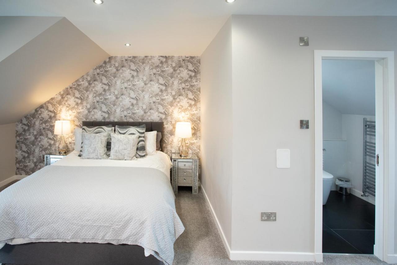 4 Private Bedroom House With 3 Parking Spaces Free Perth Exterior photo